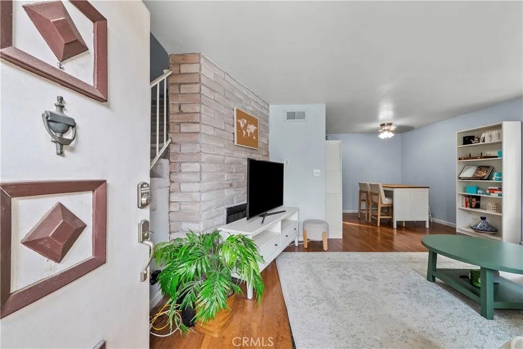 Photo of 14435 Plummer #23, Panorama City, CA 91402 (MLS # SR26027435)