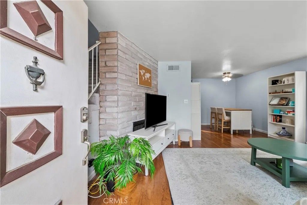 Photo of 14435 Plummer #23, Panorama City, CA 91402 (MLS # SR26027435)