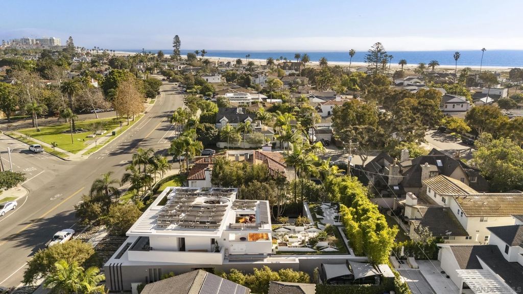 Photo of 980 Alameda Blvd, Coronado, CA 92118 (MLS # 260002180)