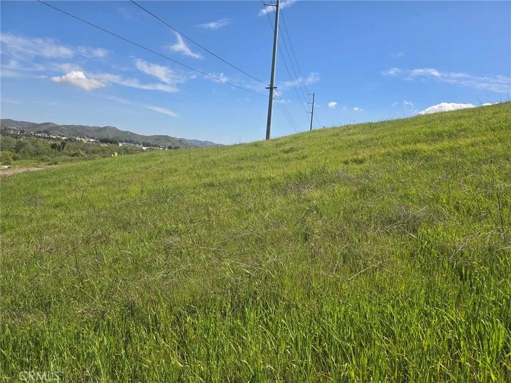 Photo of 1 Baker Ct, Lake Elsinore, CA 92530 (MLS # SW26047863)