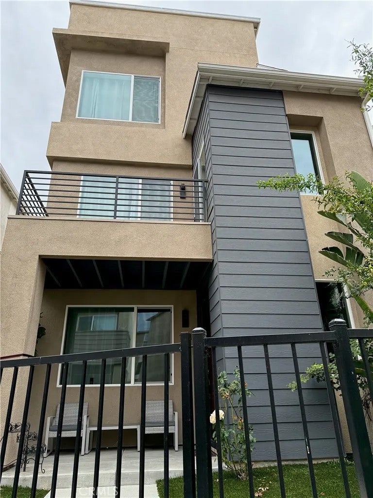 1851 Vesta Dr.