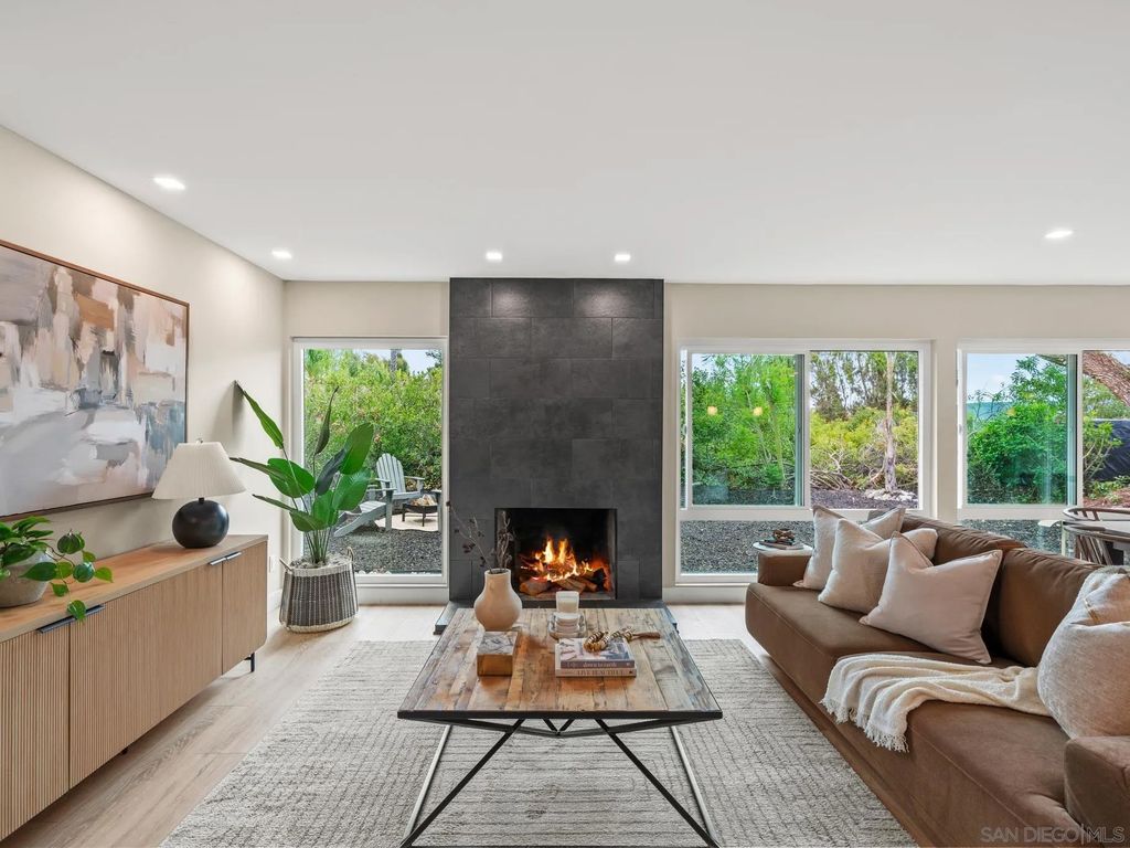 Photo of 14793 Penasquitos Dr, San Diego, CA 92129 (MLS # 250044919)