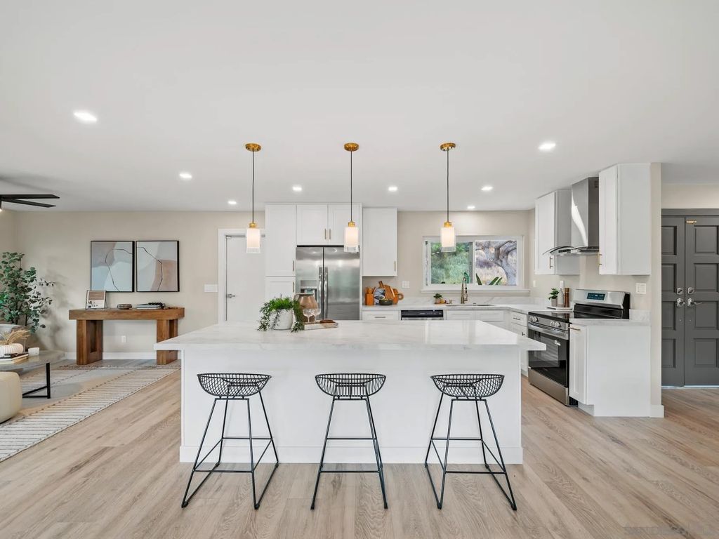 Photo of 14793 Penasquitos Dr, San Diego, CA 92129 (MLS # 250044919)