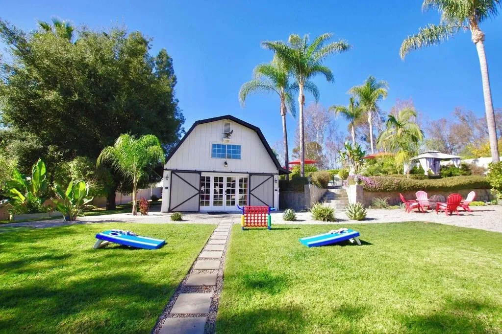 2455 Clearcrest Lane