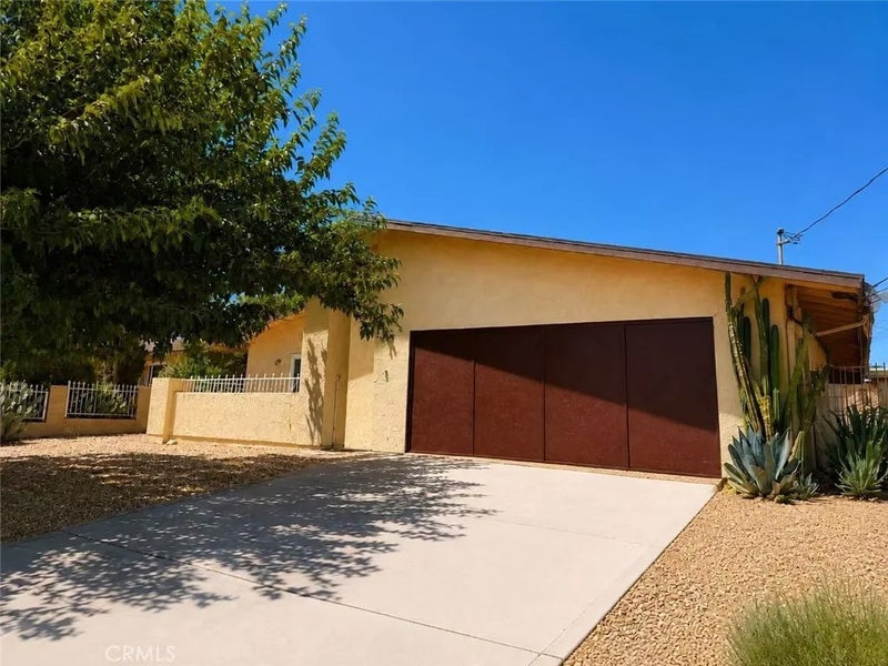 16326 Molino Dr.