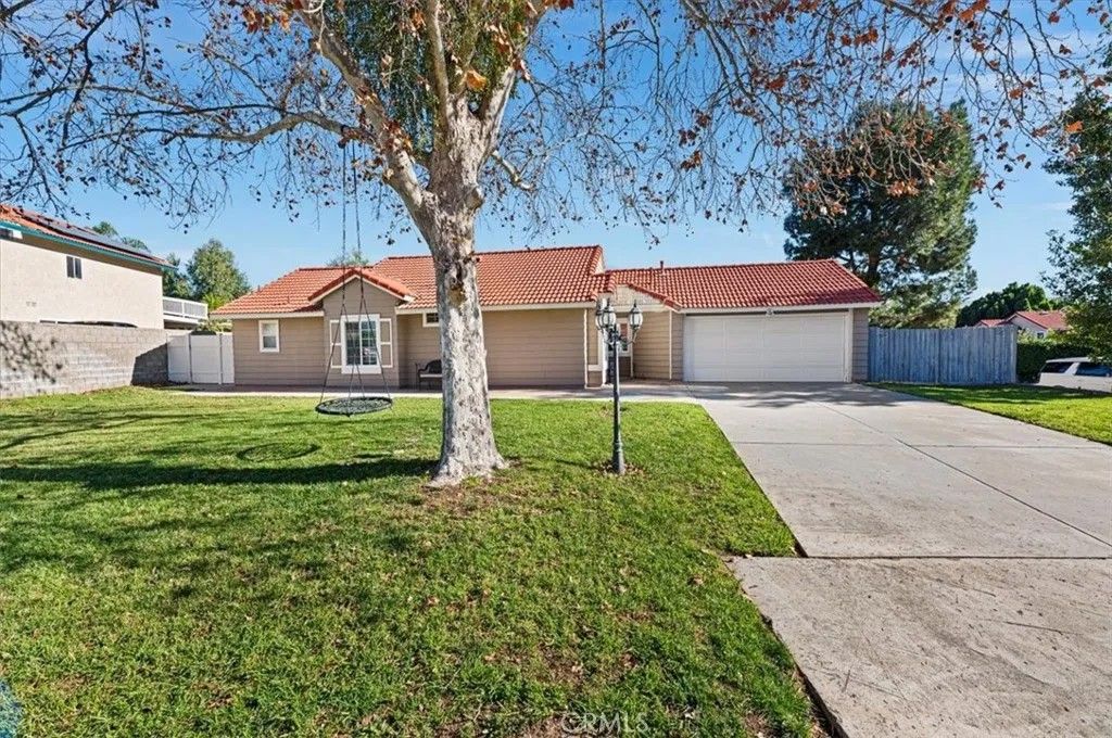 Photo of 23316 Canyon Pines Place, Corona, CA 92883 (MLS # PW26017727)