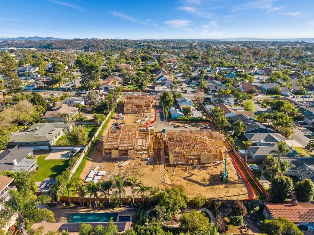 Photo of 1720 California St, Oceanside, CA 92054 (MLS # 260005058)