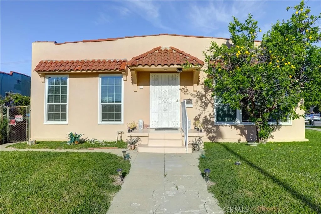 4756 Edgewood
