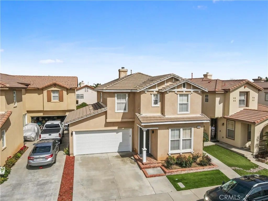 Photo of 255 Roxanne Lane, Corona, CA 92882 (MLS # SW26083370)