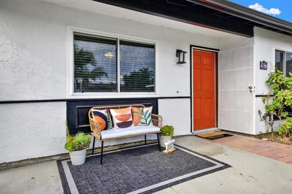 Photo of 267 Fortunada Street, Oceanside, CA 92057 (MLS # NDP2600068)