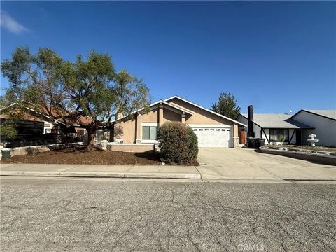 Tiny photo for 2436 Carlsbad Cir, Hemet, CA 92545 (MLS # OC25246250)