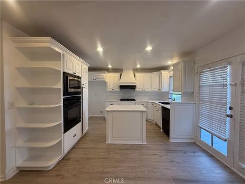Tiny photo for 2436 Carlsbad Cir, Hemet, CA 92545 (MLS # OC25246250)