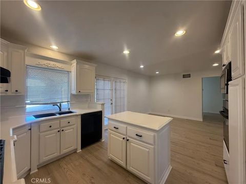 Tiny photo for 2436 Carlsbad Cir, Hemet, CA 92545 (MLS # OC25246250)