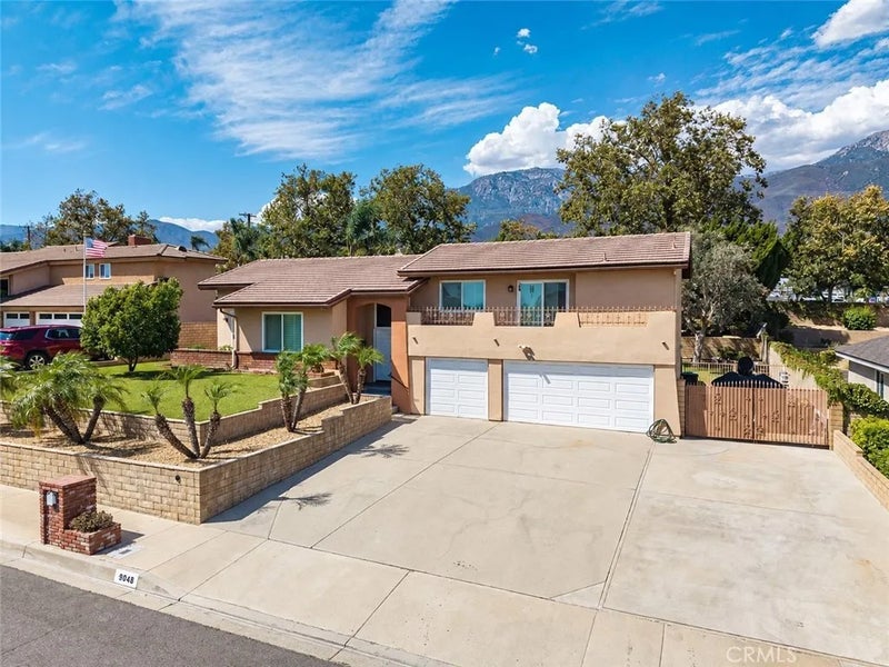 9048 Regency Way