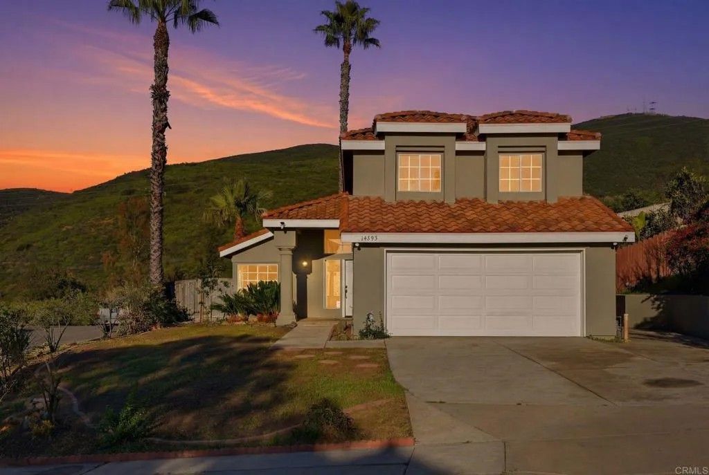 Photo of 14493 Corte Lampara, San Diego, CA 92129 (MLS # NDP2602101)