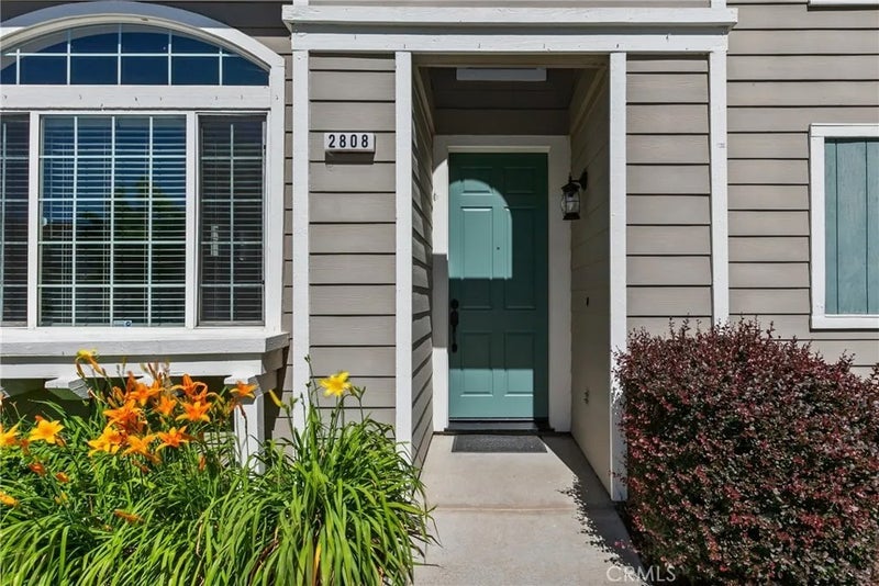 2808 Cottage