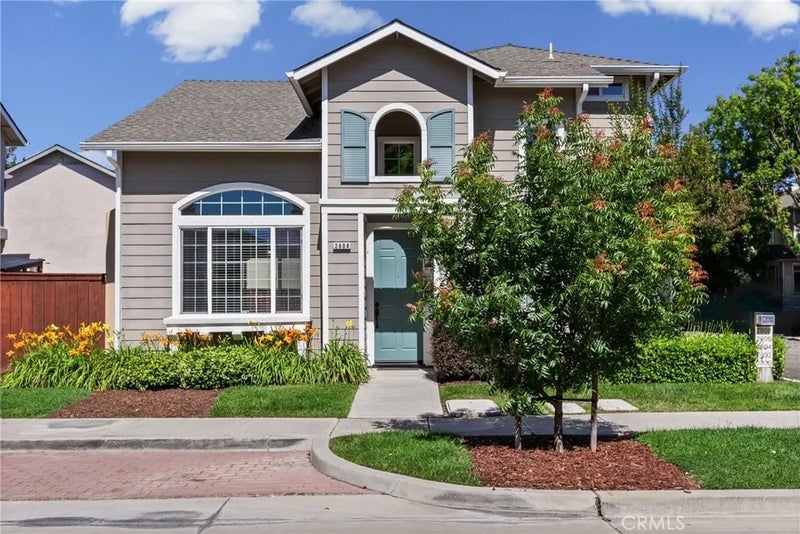 2808 Cottage