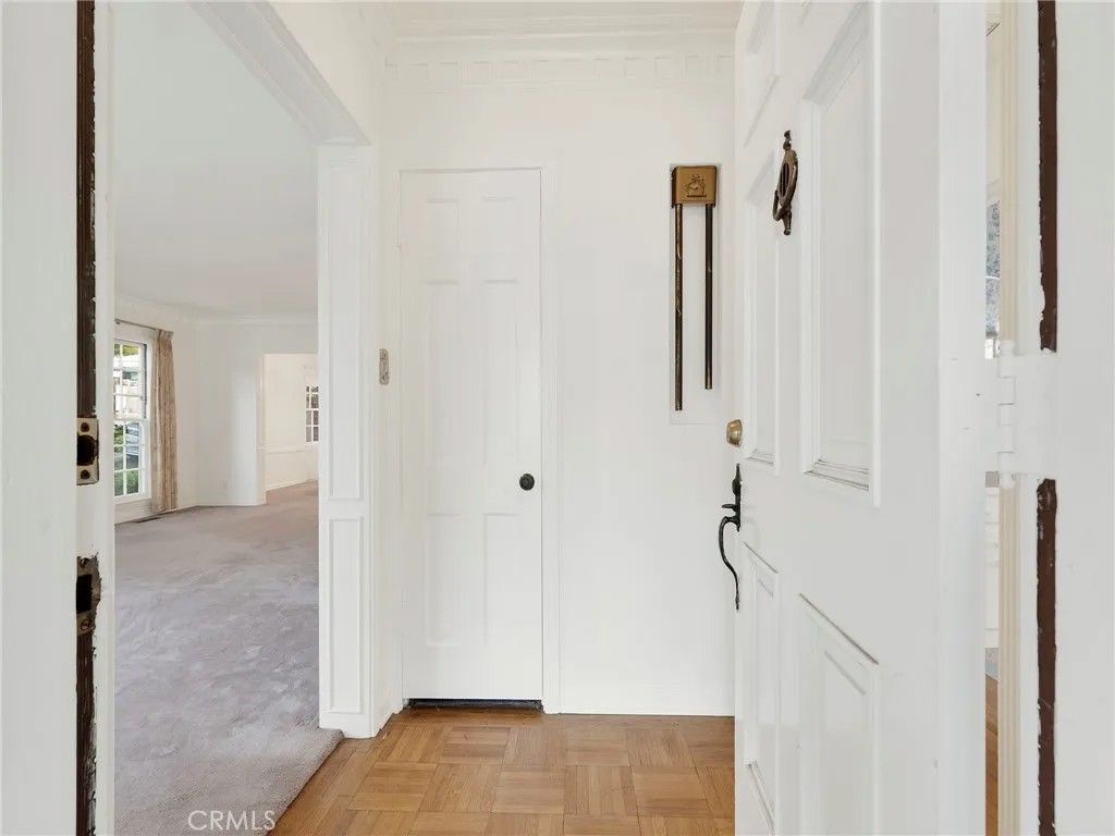 Photo of 1152 N Cedar St, Glendale, CA 91207 (MLS # GD26040621)