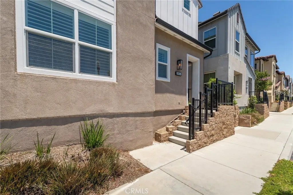 15982 Parkhouse 2