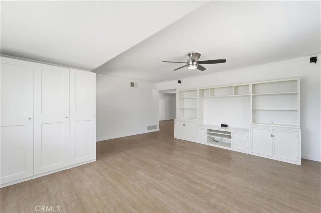 6443 Gross Avenue