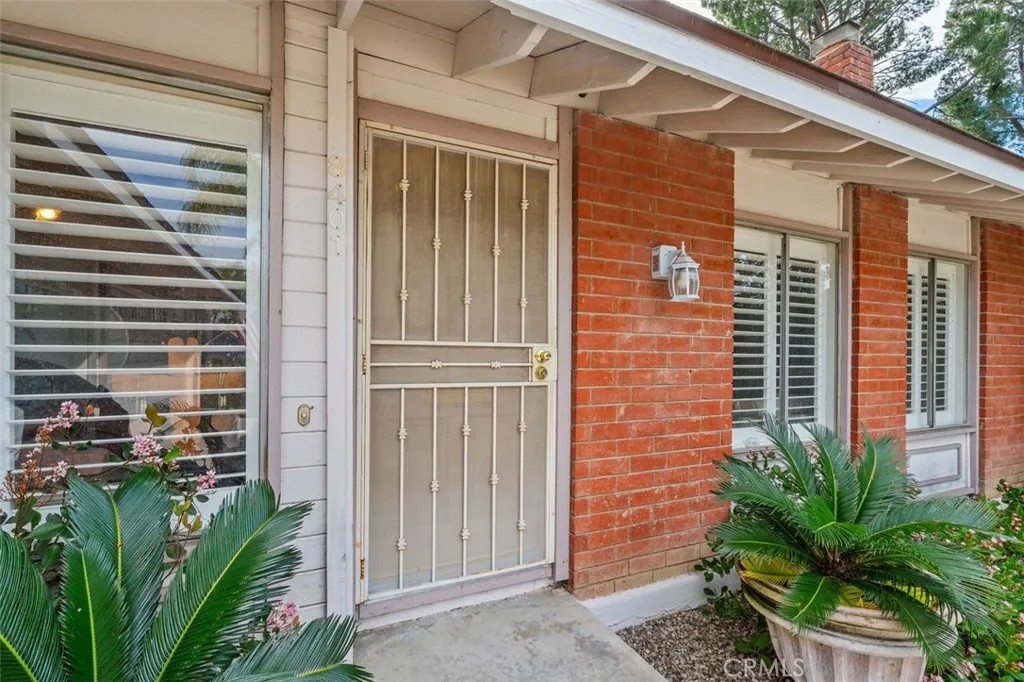 8401 Natalie Lane