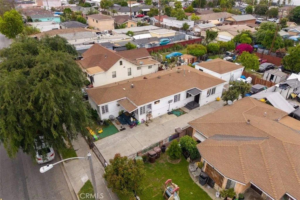 Photo of 1616 N Willowbrook Ave, Compton, CA 90222 (MLS # OC26068881)