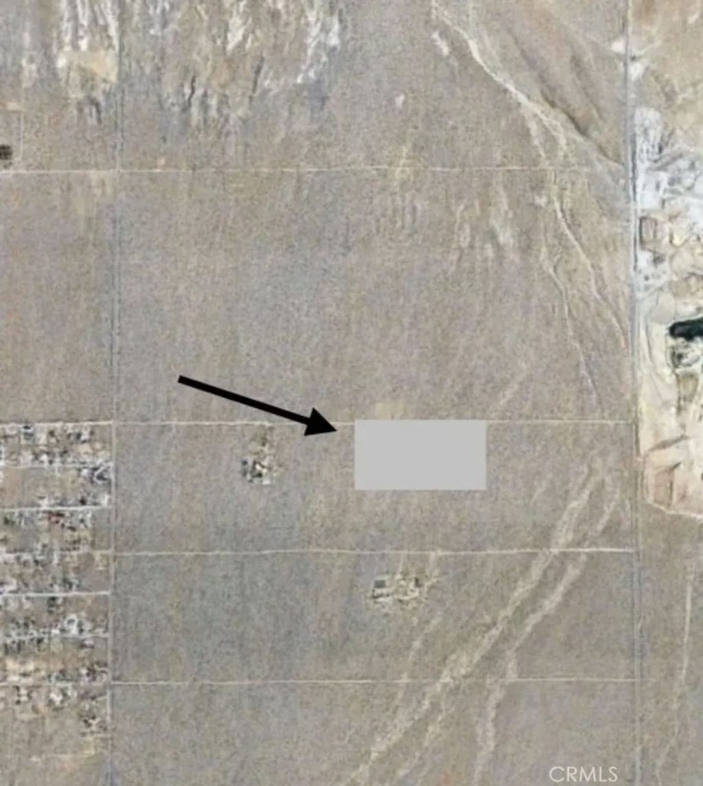 Photo of 0 Azurite Rd, Lucerne Valley, CA 92356 (MLS # PW26095505)