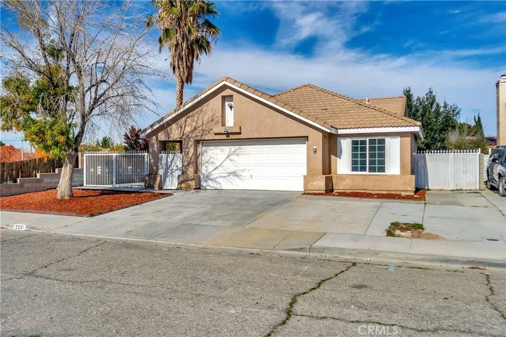 Photo of 2031 Thomas Drive, Lancaster, CA 93535 (MLS # SR25268249)