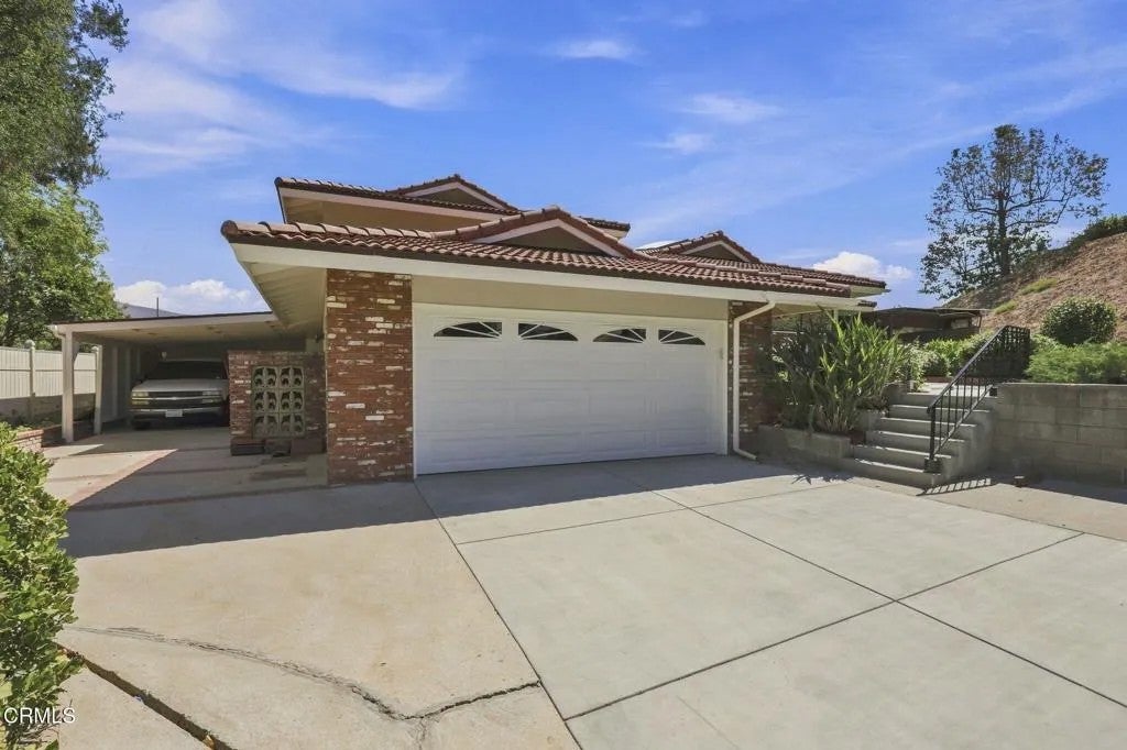 560 N 6th Street