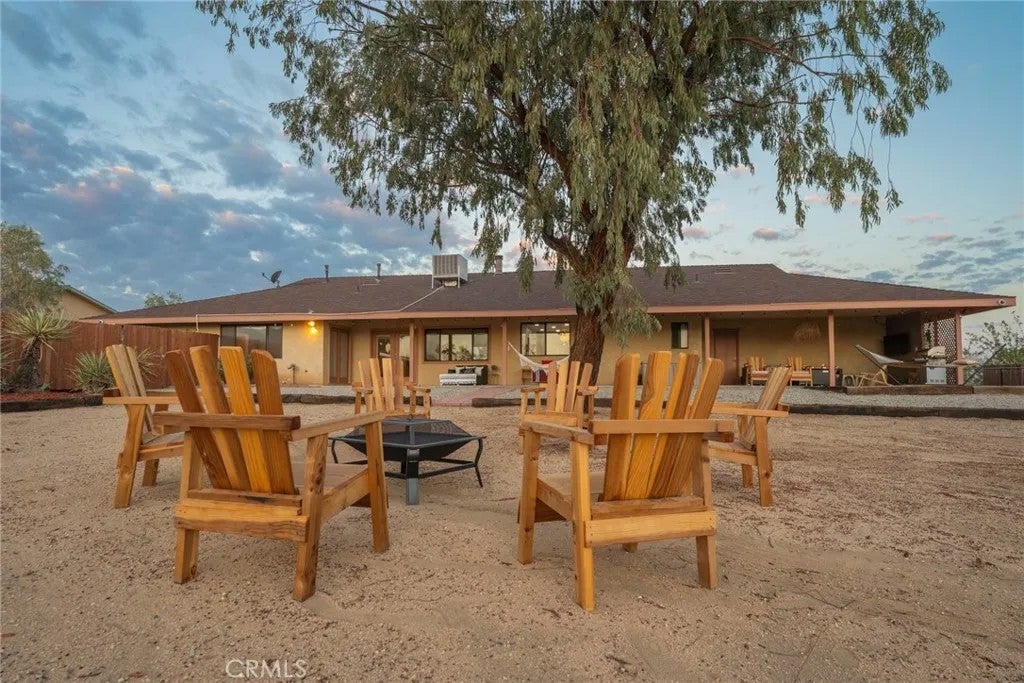 7379 Chippewa Trail