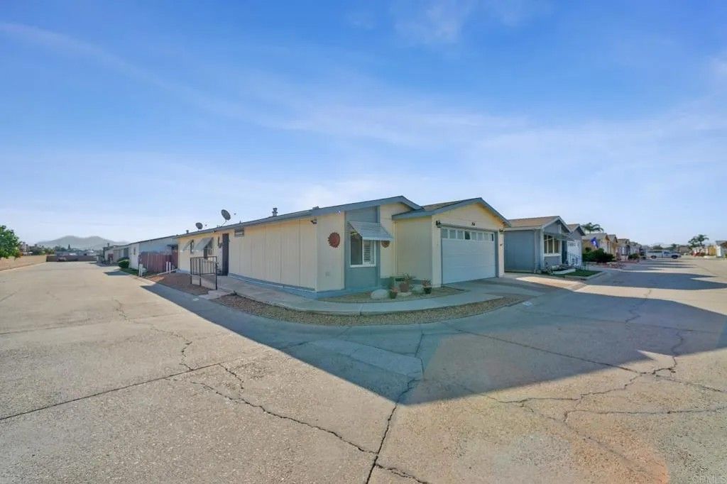Photo of 27250 Murrieta #364, Menifee, CA 92586 (MLS # NDP2600355)