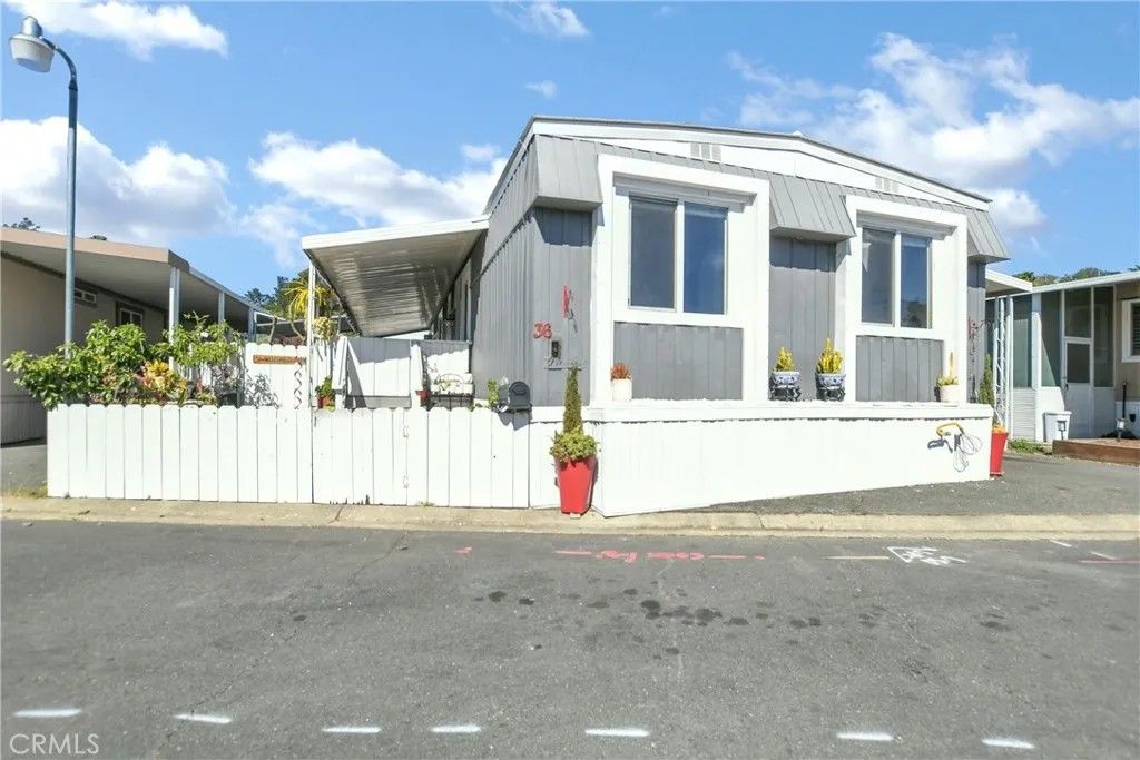 Photo of 36 Helen Ave #36, Concord, CA 94518 (MLS # JT26064767)