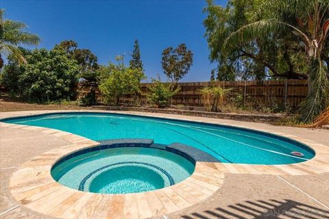 Photo of 1525 Fair Glen Rd, El Cajon, CA 92019 (MLS # 250045263)