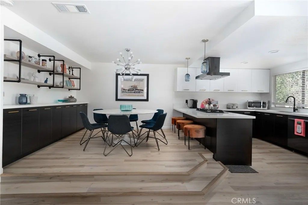 Photo of 58 Portola Dr, Palm Springs, CA 92264 (MLS # OC25268478)