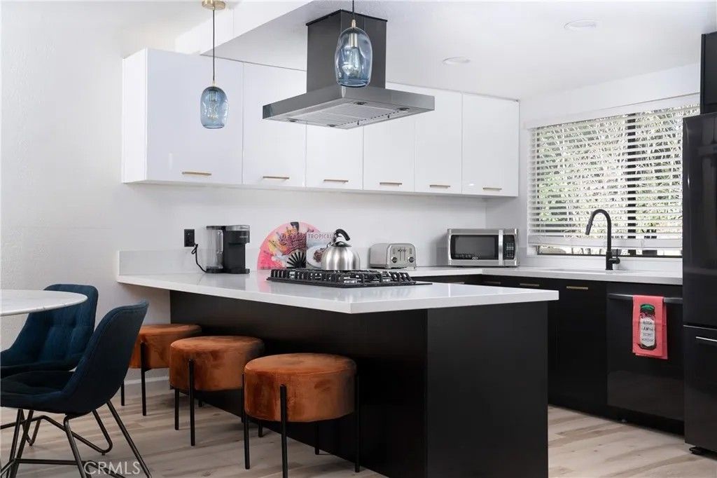 Photo of 58 Portola Dr, Palm Springs, CA 92264 (MLS # OC25268478)