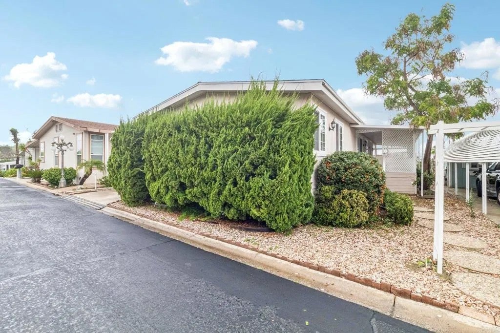 Photo of 1219 E Barham Drive #SPC 166, San Marcos, CA 92078 (MLS # NDP2609492)