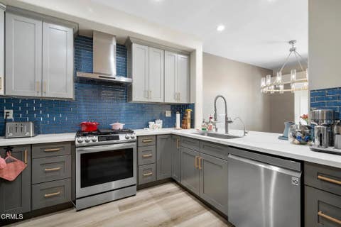 Tiny photo for 4520 Pennsylvania Avenue #118, La Crescenta, CA 91214 (MLS # P1-28340)