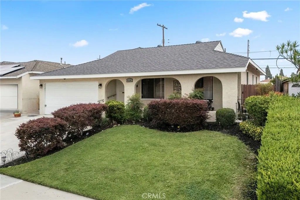 Photo of 4334 Conquista Avenue, Lakewood, CA 90713 (MLS # PW26080084)