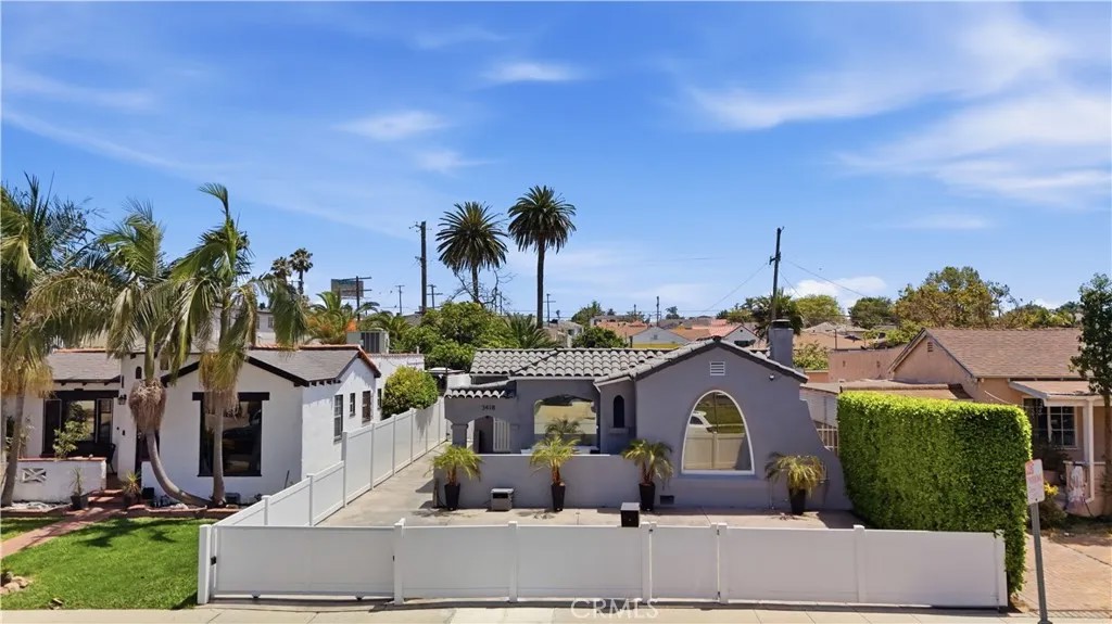 3418 W 75th Street