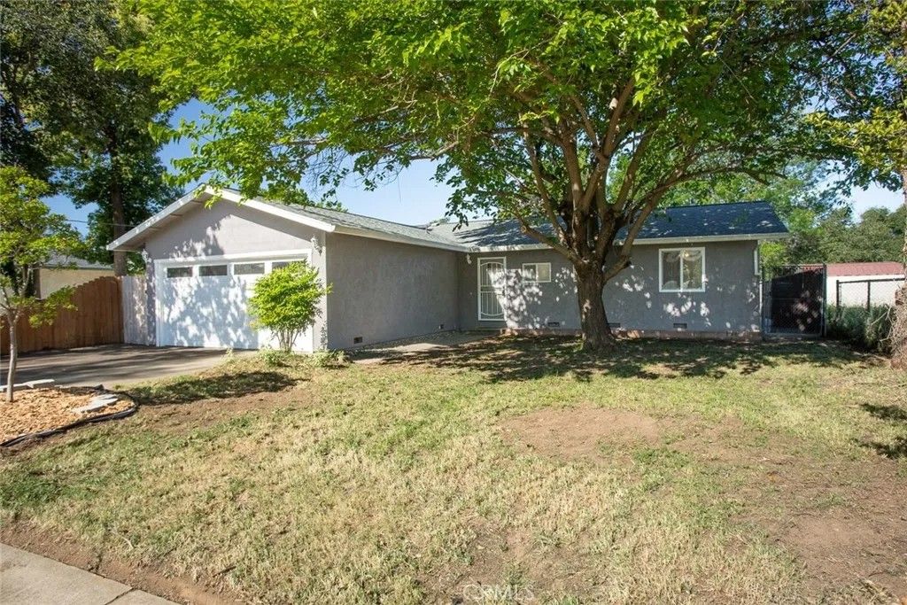 Photo of 15 Highlands Boulevard, Oroville, CA 95966 (MLS # OR26074192)