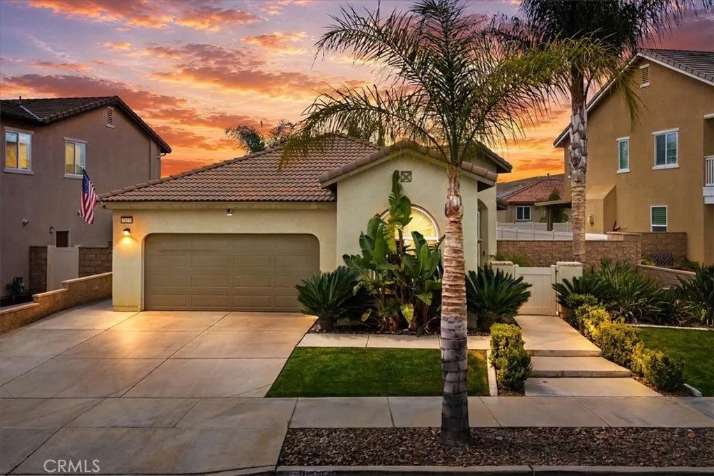Photo of 31559 Rose Sage Way, Murrieta, CA 92563 (MLS # SW26112963)