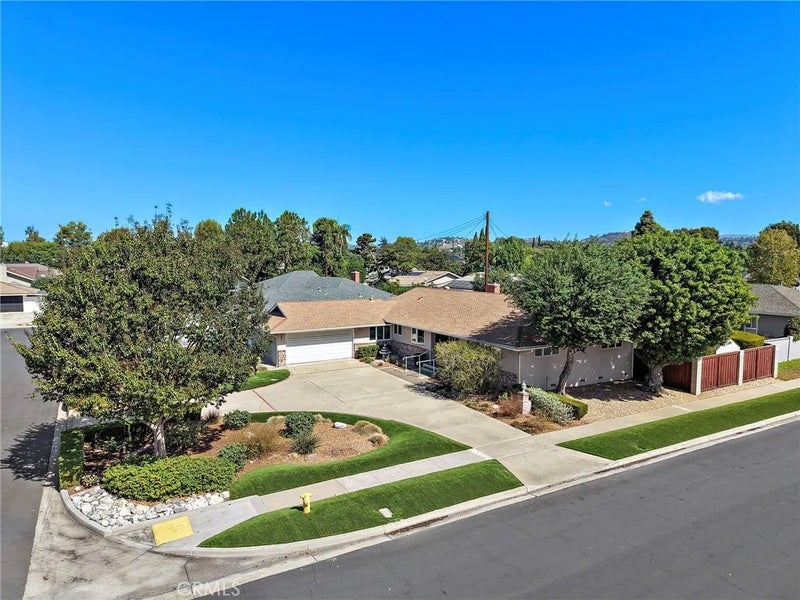14222 Shasta Way