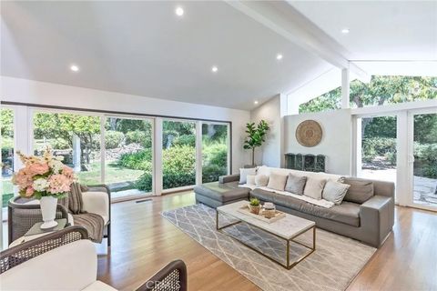 Tiny photo for 3311 Villa Mesa Rd, Pasadena, CA 91107 (MLS # AR26069467)