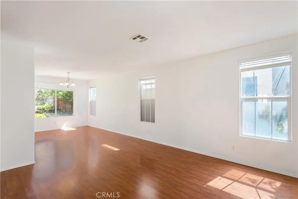 Photo of 23664 Groveland Place, Murrieta, CA 92562 (MLS # SB25193705)