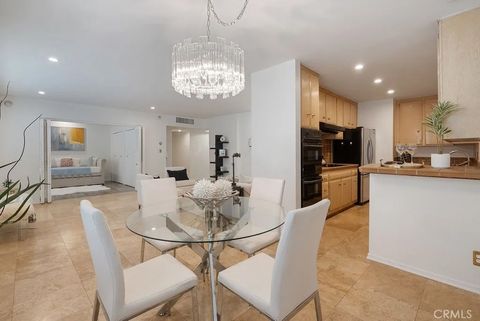 Tiny photo for 419 N Oakhurst Drive #102, Beverly Hills, CA 90210 (MLS # OC25252217)