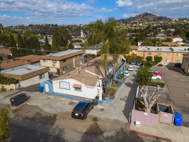 9922-34 Buena Vista Drive
