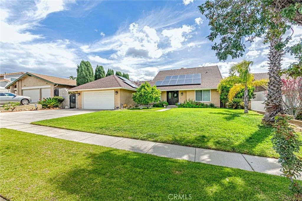 Photo of 1668 N Lakewood Avenue, Upland, CA 91784 (MLS # TR26090258)