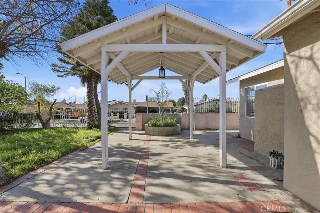 Photo of 12755 Judd Street, Pacoima, CA 91331 (MLS # SR26003963)