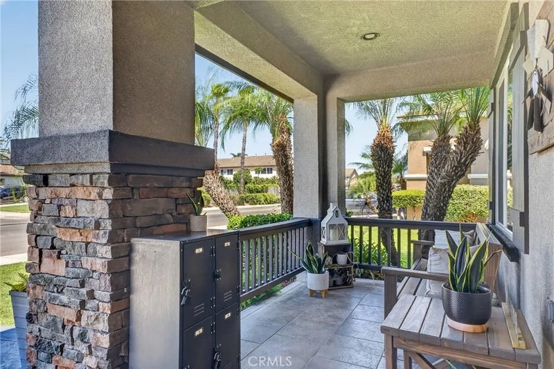 12499 Desert Springs