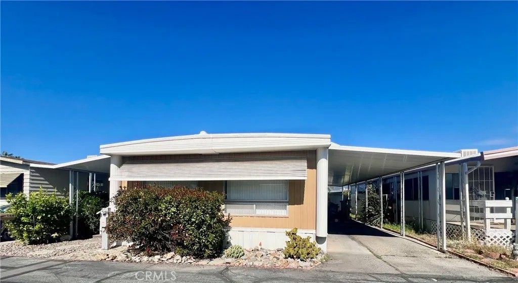 Photo of 42751 E Florida Ave #154, Hemet, CA 92544 (MLS # SW26033957)